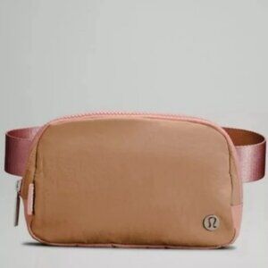 Lululemon 1L Everywhere Belt Bag Color Pink Clay w/ Pink Pastel *NEW WITH TAGS*